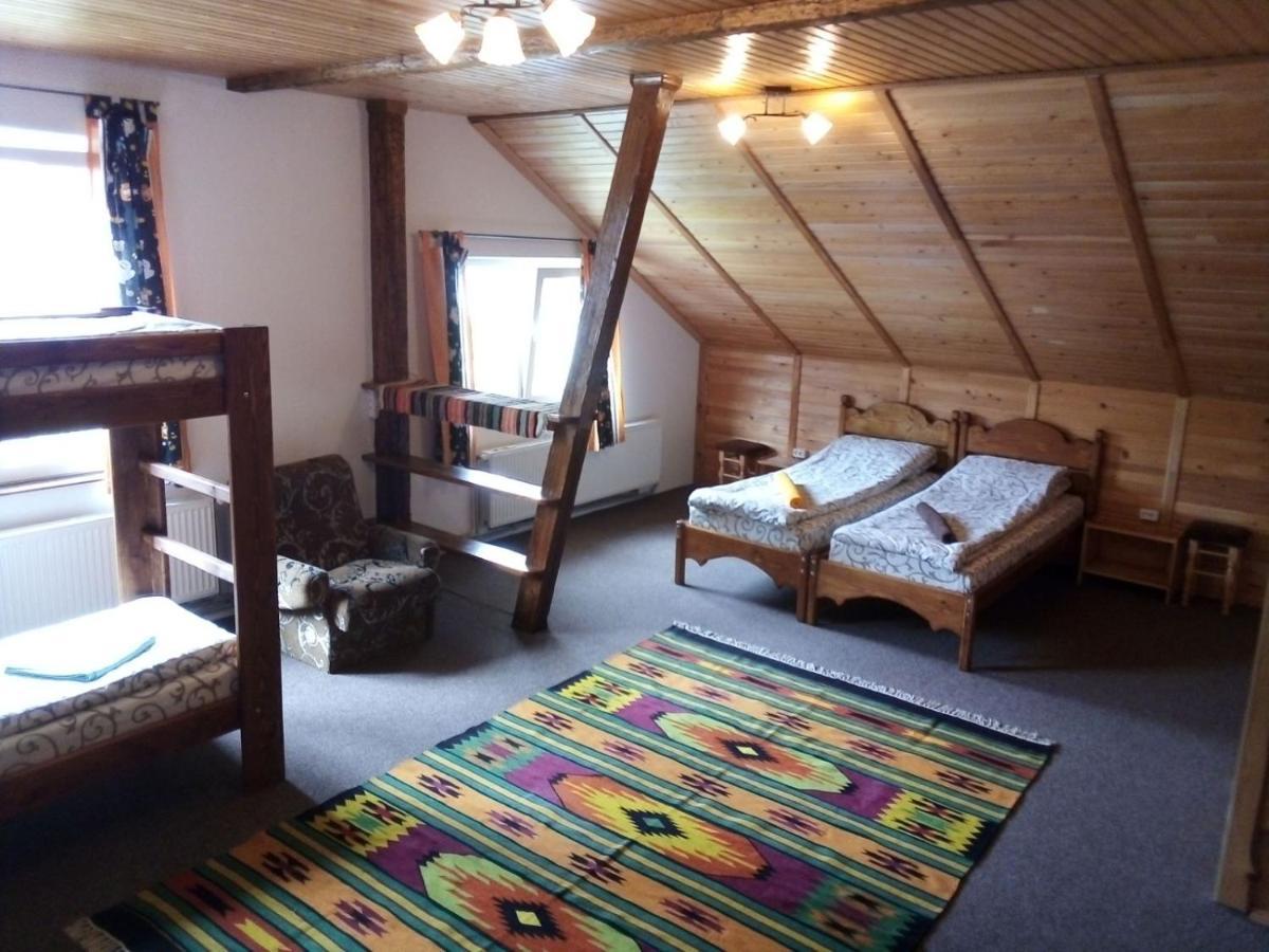 Guest House Mansarda Yaremche Dış mekan fotoğraf