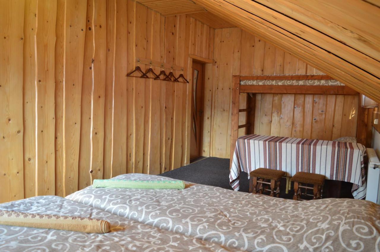 Guest House Mansarda Yaremche Dış mekan fotoğraf